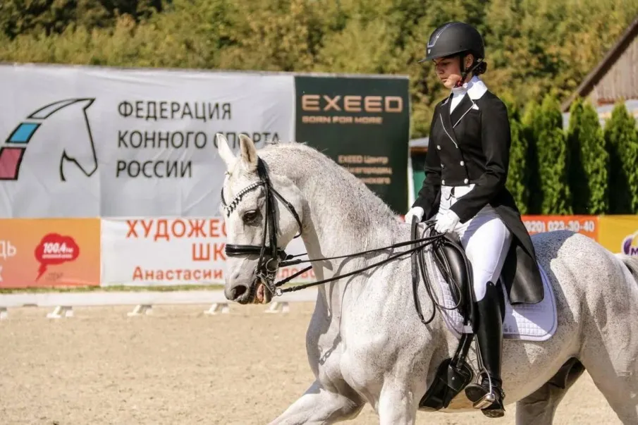 Заключительный аккорд сезона конного спорта в «Пассаже»! 
